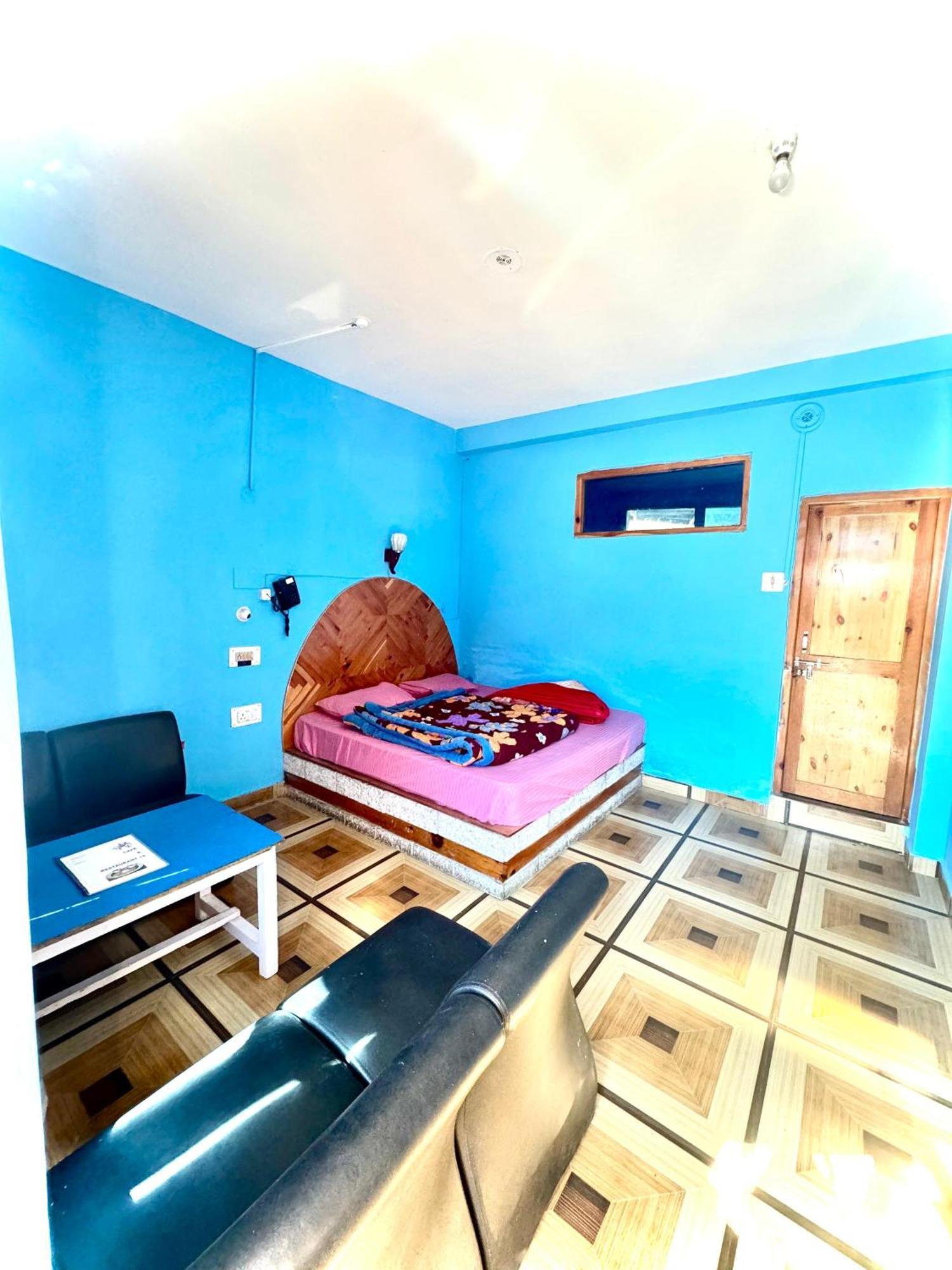 Hotel 19 Tosh Экстерьер фото